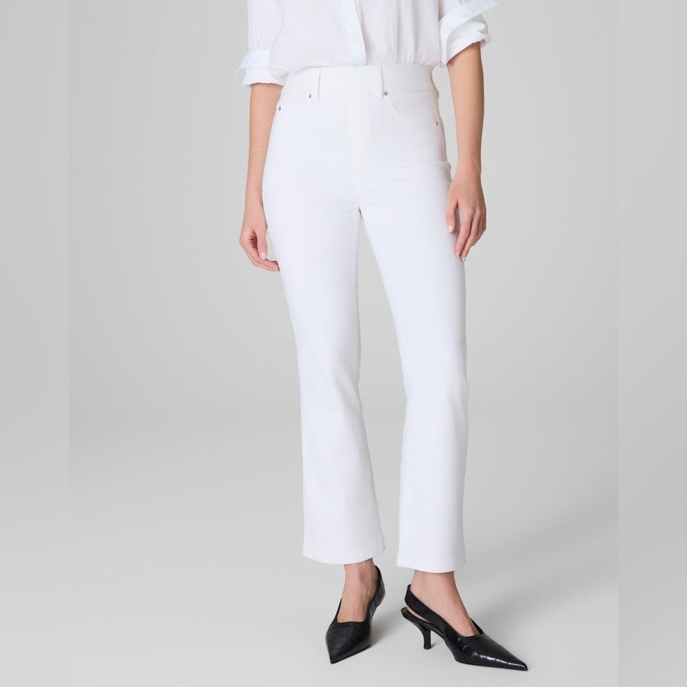 SPANXshape™ EveryWear Kick Flare White Jeans Size Large